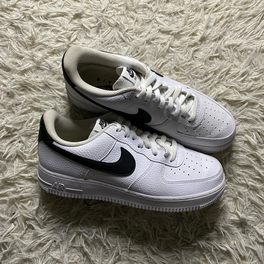 Nike Air Force black/white Sz 10.5